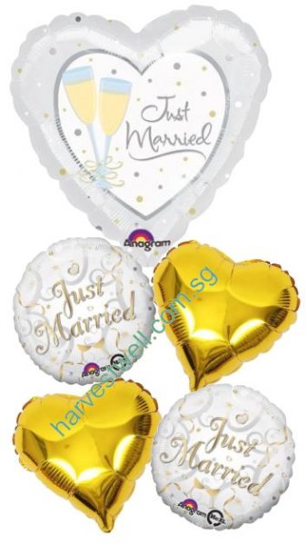 Just Married Champagne 32inch Heart Balloon Bouquet
